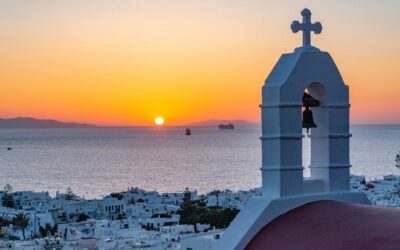 Explorando la Maravillosa Tríada Griega: Atenas, Mykonos y Santorini