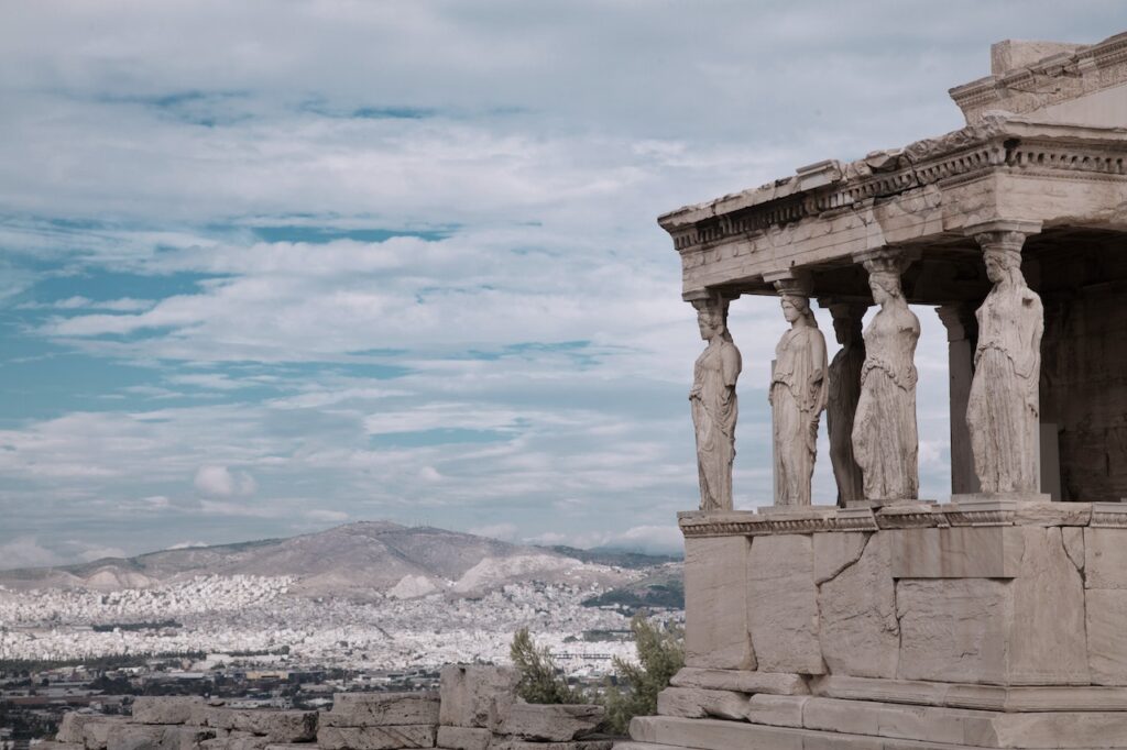 Templo Ateniense, viaje en circuito emulando el viaje de Ulises