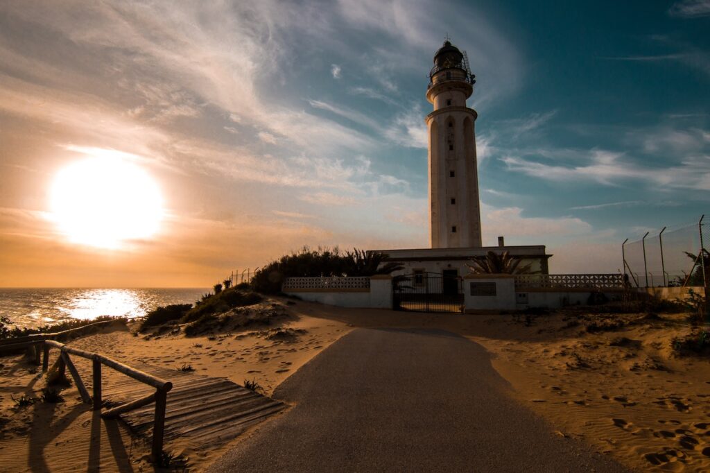 Faro de la costa de Cádiz, con Viajes Gangas