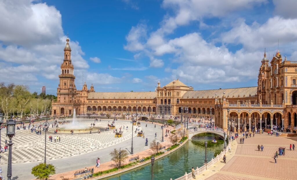 Panorámica de la Plaza de España, en Sevilla, con Viajes Gangas