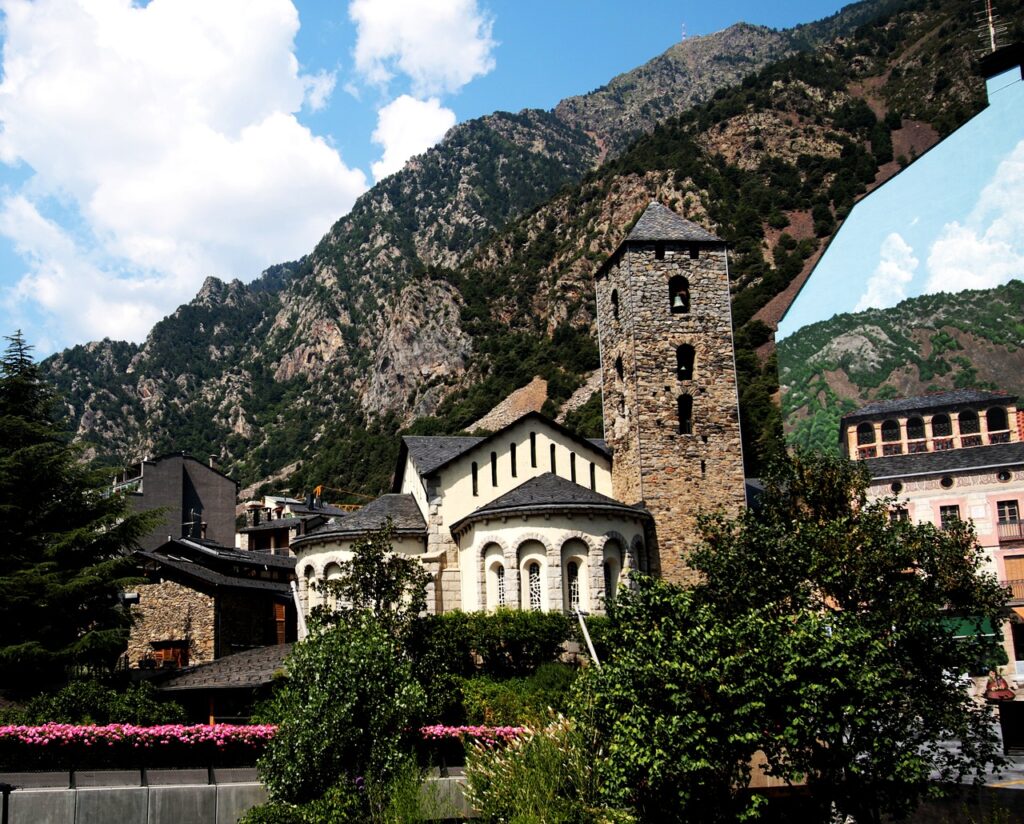 Andorra, ciudad de montaña y compras con Viajes Gangas